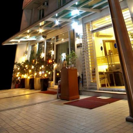Townhouse Oak Avitel Hotel Near Osmena Highway, Pnr Pasay Station, Metro Manila Makati City Eksteriør bilde