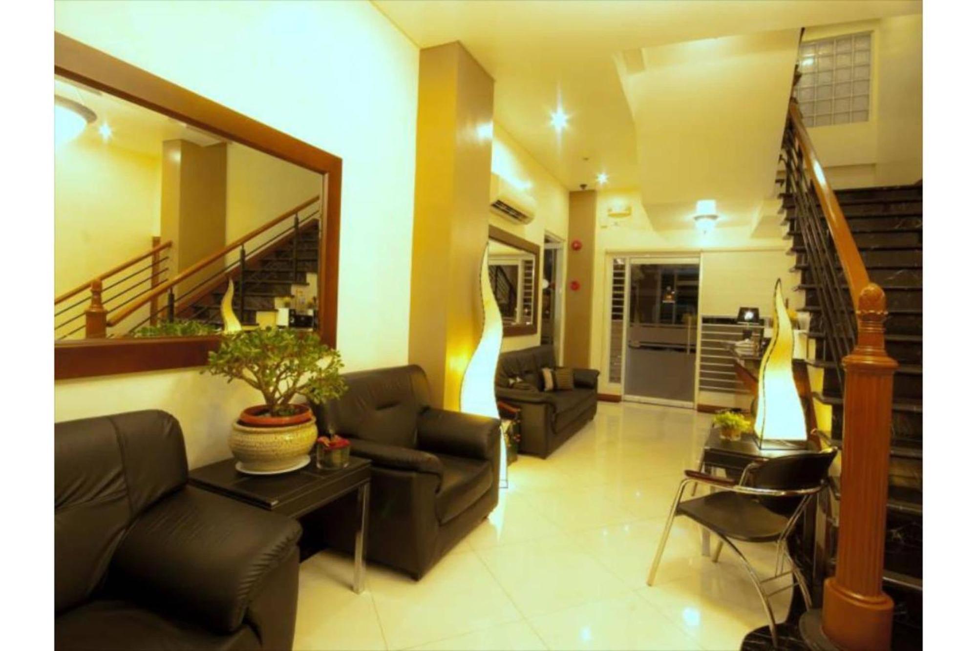 Townhouse Oak Avitel Hotel Near Osmena Highway, Pnr Pasay Station, Metro Manila Makati City Eksteriør bilde